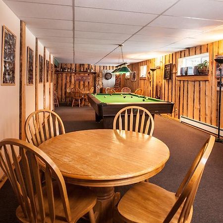 Mulvehill Creek Wilderness Inn And Wedding Chapel 雷夫尔斯托克 外观 照片