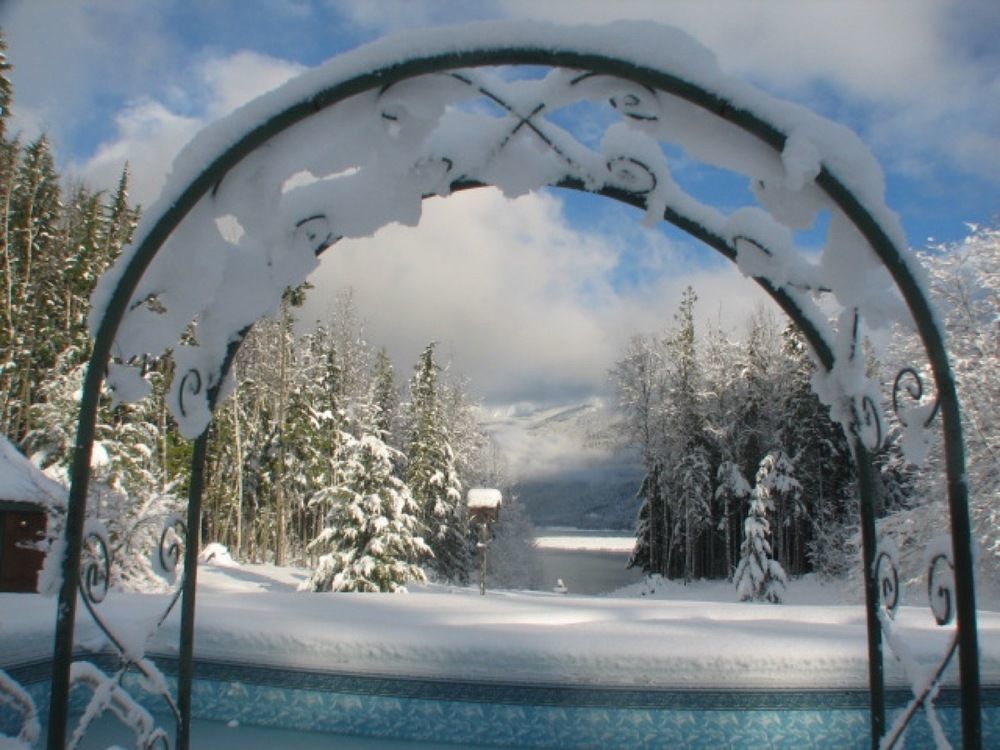 Mulvehill Creek Wilderness Inn And Wedding Chapel 雷夫尔斯托克 外观 照片